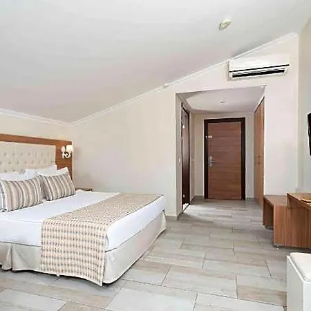 Sundia Suncity By Liberty Otel Cedit